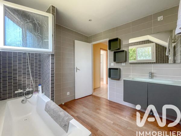 Maison à vendre 5 pièces 133 m² Vaux-sur-Seine