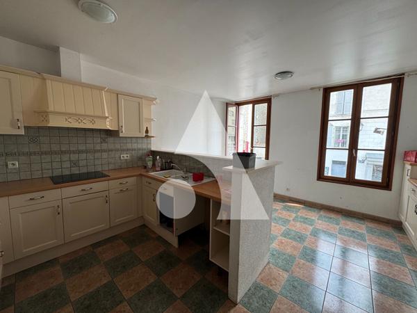 Immeuble 6 pièces 121 m2