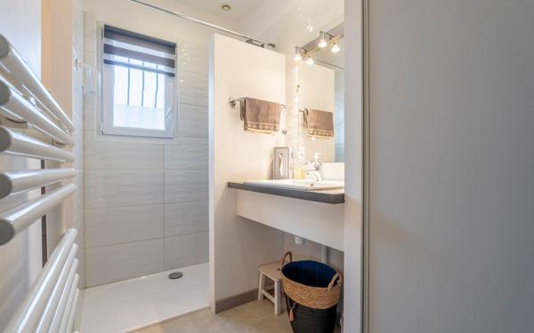 Maison à vendre    6 pièces •  Bessenay