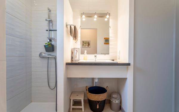 Maison à vendre    6 pièces •  Bessenay