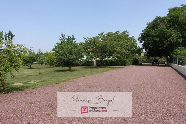 Maison familiale avec grand jardin clos et dépendances à Chauché