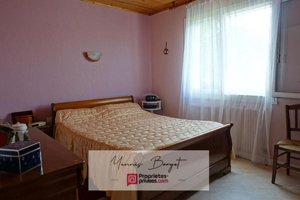 Maison familiale avec grand jardin clos et dépendances à Chauché