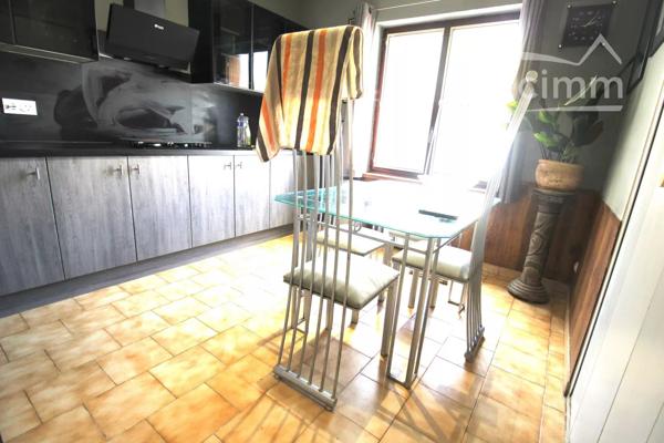 A vendre une maison de plain pied de 90 m² habitables.