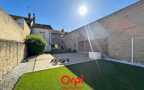 Maison à vendre    3 pièces •  Montluçon