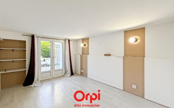 Maison à vendre    3 pièces •  Montluçon