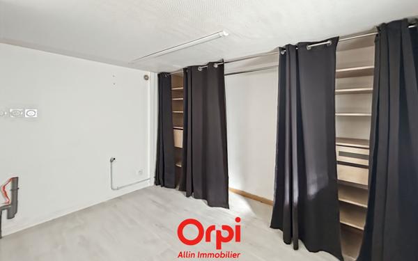 Maison à vendre    3 pièces •  Montluçon