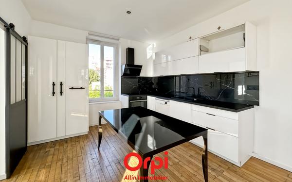 Maison à vendre    3 pièces •  Montluçon