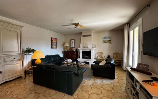 Maison à vendre    5 pièces • 170 m2 Pernes-les-Fontaines