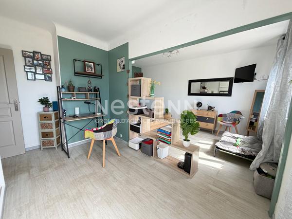 Vente jolie maison rénovée de 105 m² avec 3 chambres, terrasse, centre ville de Château-du-loir (72500)