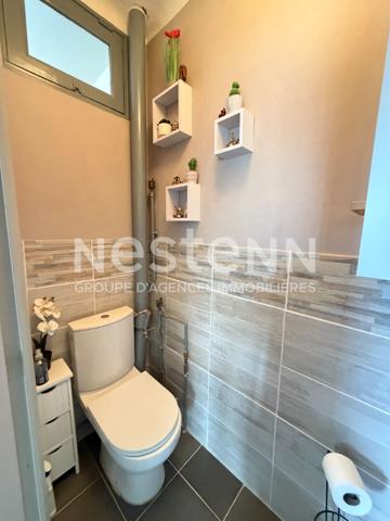 Vente jolie maison rénovée de 105 m² avec 3 chambres, terrasse, centre ville de Château-du-loir (72500)