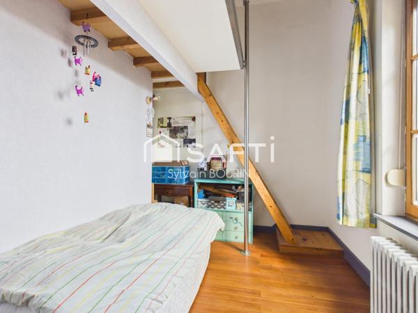 Maison familiale 5 chambres à Reyrieux