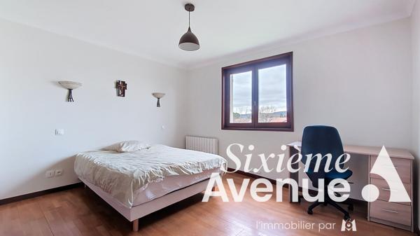 Maison 6 pièces 257 m2