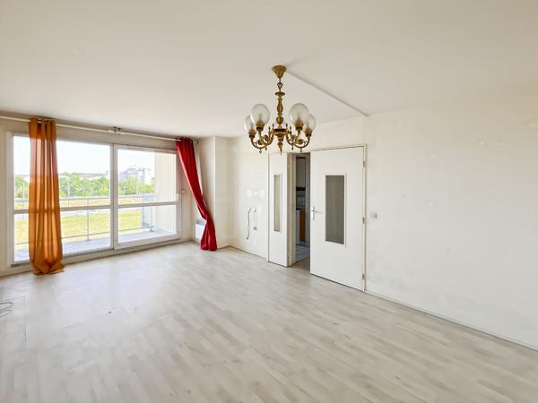 Appartement 2 pièces 48 m² ? Cergy Point du Jour ? 3 Balcons (10 m2) & Box fermé