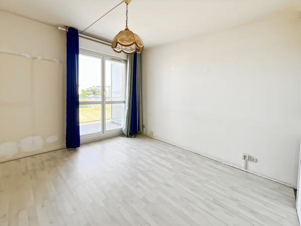 Appartement 2 pièces 48 m² ? Cergy Point du Jour ? 3 Balcons (10 m2) & Box fermé
