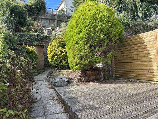 Duplex atypique avec terrasse et jardinet Morlaix (29600)
