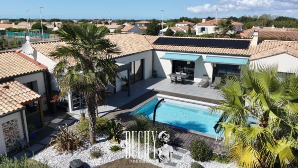 Maison 7 pièce(s) 4 chambre(s) 228.91 m²