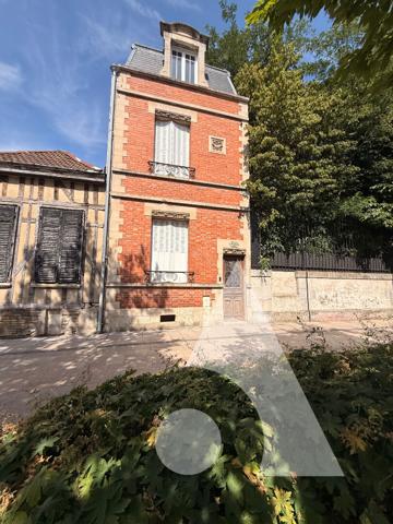 Maison 5 pièces 109.2 m2