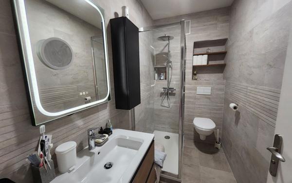 Appartement à vendre    2 pièces • 47,49 m2 Bayonne