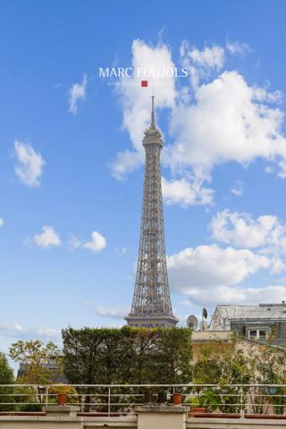 Paris XVI TROCADERO Vues monuments – Appartement 3 pièces avec balcon