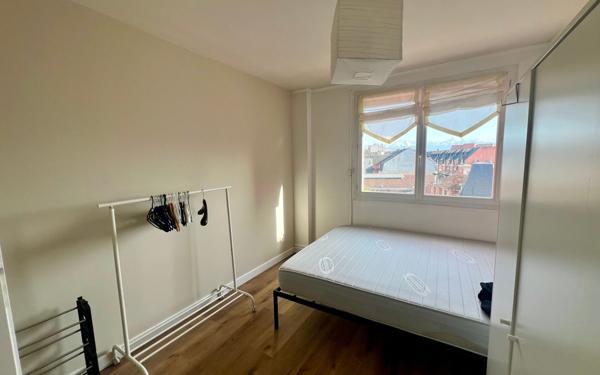 Appartement à louer    3 pièces • 52 m2 Tarbes