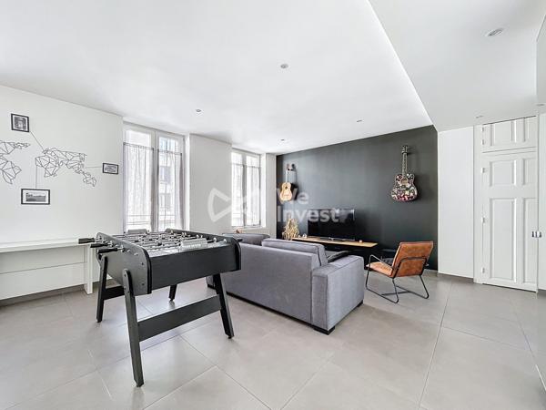 Appartement de type 2 avec spacieuse terrasse de 76 m2.
