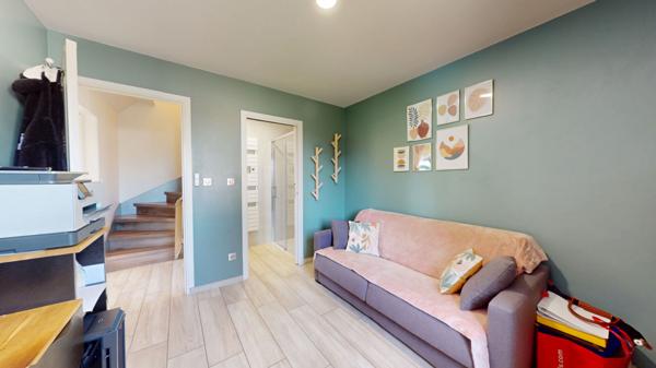 Maison récente 6 pièces à vendre à Castine en Plaine