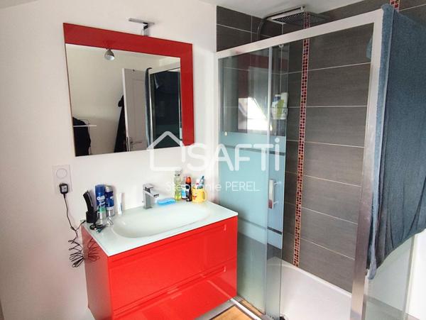 Appartement et Local commercial de 207 m²