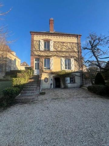 Vente Propriété 9 pièces 200 m2 à Houdan