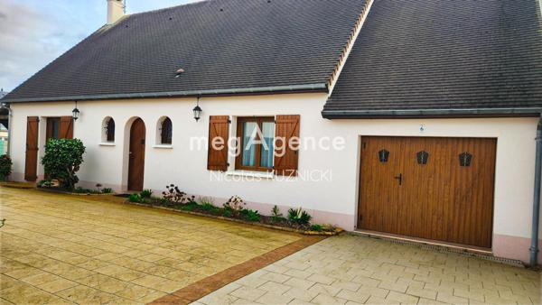 Maison à COULAINES, 72190 - 5 pièces 150m²