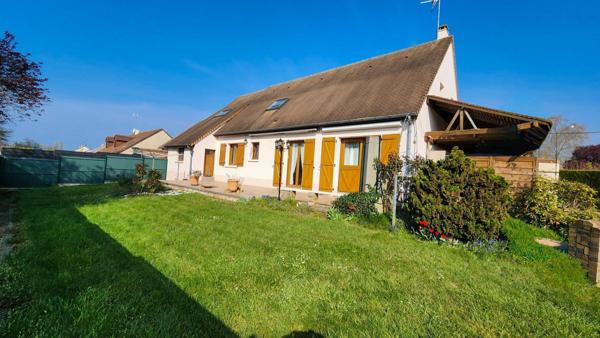 Maison à COULAINES, 72190 - 5 pièces 150m²