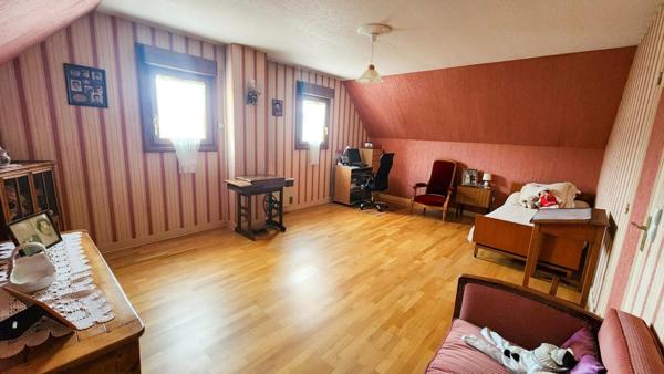 Maison à COULAINES, 72190 - 5 pièces 150m²