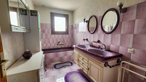 Maison à COULAINES, 72190 - 5 pièces 150m²