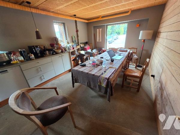 15906
A VENTRON (88310) 6 Sous l’Hermitage 
Une maison à usage d’habitation de 325 m2 de 1970