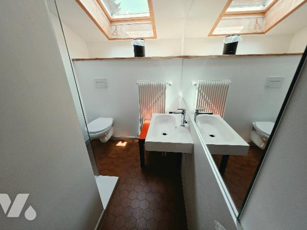 15906
A VENTRON (88310) 6 Sous l’Hermitage 
Une maison à usage d’habitation de 325 m2 de 1970