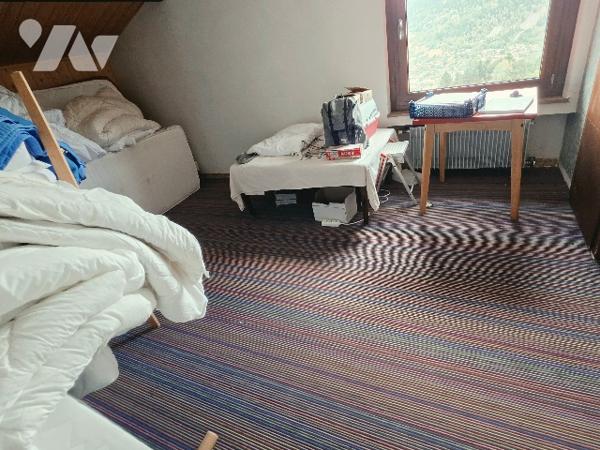 15906
A VENTRON (88310) 6 Sous l’Hermitage 
Une maison à usage d’habitation de 325 m2 de 1970