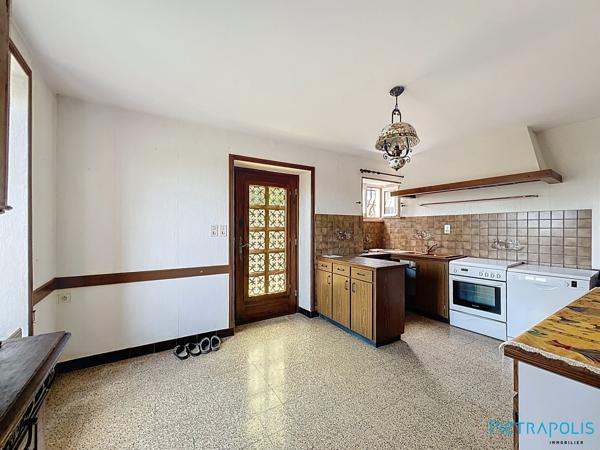 MAISON et GRANDE DEPENDANCE - 3 CHBRES – JARDIN –  SOUS SOL