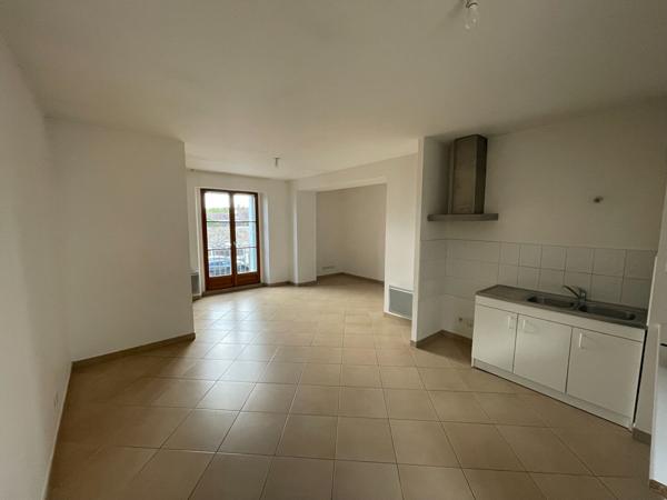 Location F3 AUVERS sur Oise