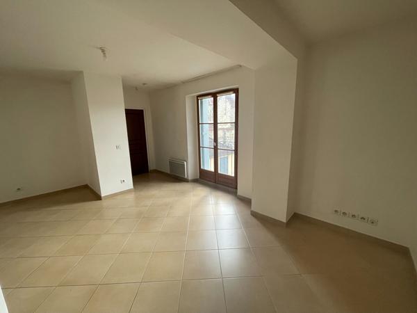 Location F3 AUVERS sur Oise