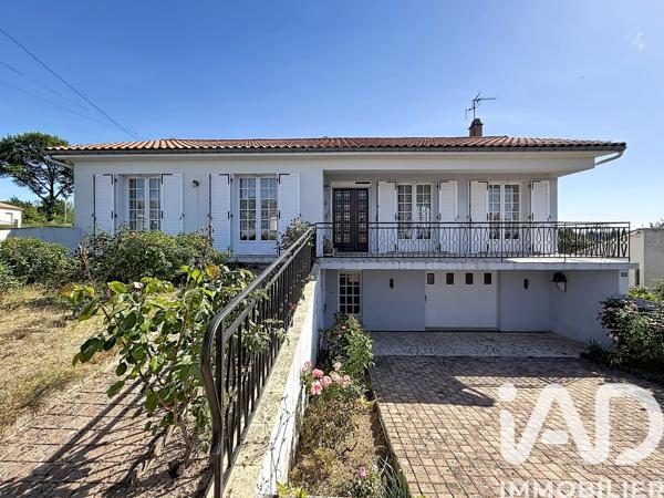 Maison à vendre 5 pièces 135 m² Azay-sur-Thouet