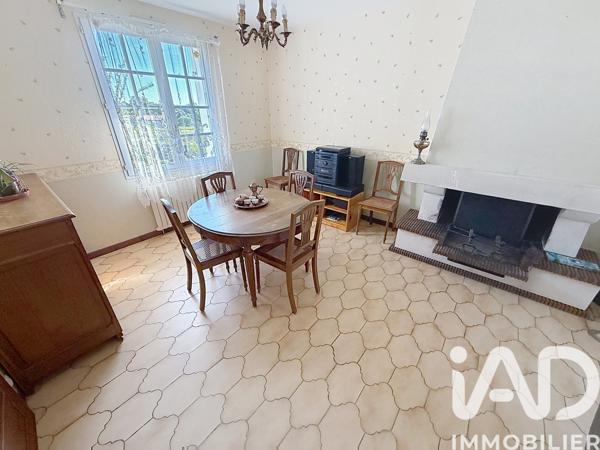 Maison à vendre 5 pièces 135 m² Azay-sur-Thouet