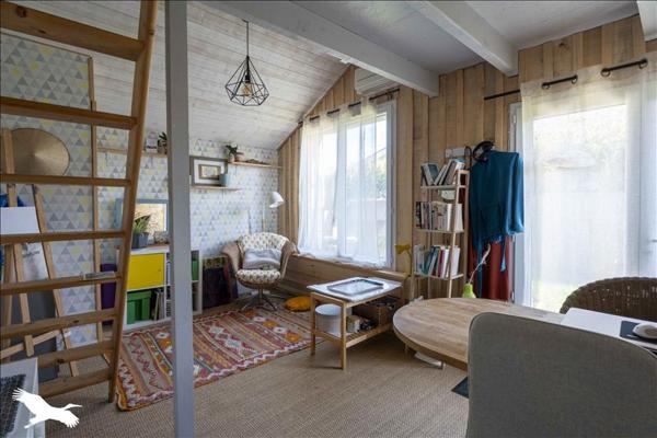 Maison à vendre |  Saint-Aigulin |  8 pièces | 156 m²