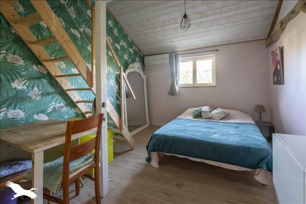 Maison à vendre |  Saint-Aigulin |  8 pièces | 156 m²