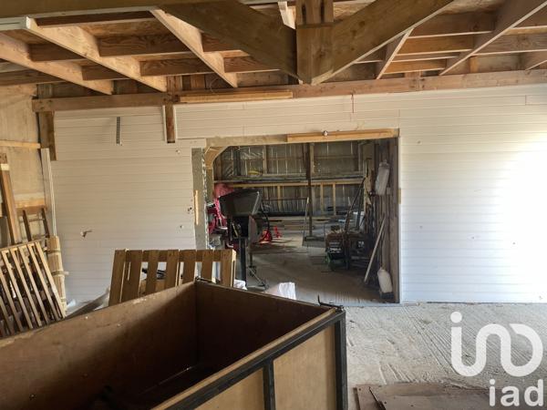 Maison 5 pièces de 205 m² à Fougerolles-du-Plessis (53190)