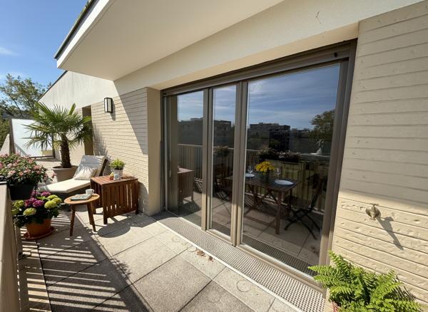 A Vendre Appartement 3 pièces lumineux au dernier étage à Meaux - T3 2022 : terrasse XXL, parking, géothermie ? clé en main .