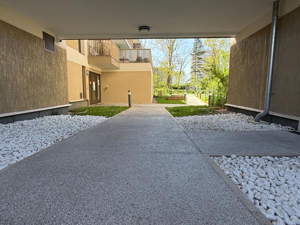 A Vendre Appartement 3 pièces lumineux au dernier étage à Meaux - T3 2022 : terrasse XXL, parking, géothermie ? clé en main .