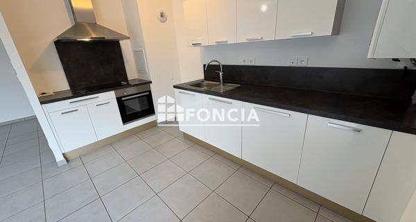 Location Appartement 3 pièces 69.42 m² - Villers-lès-nancy 54600