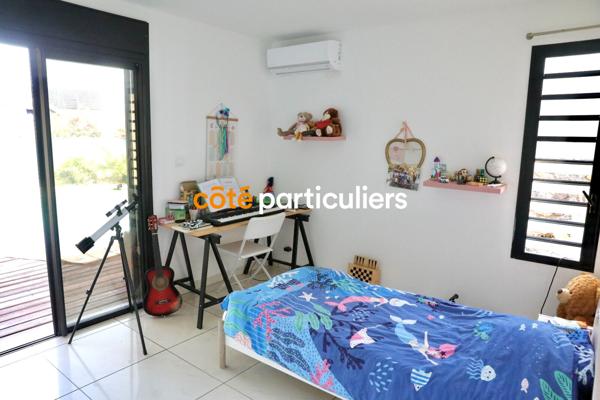 Vente Maison200,45 m² - 6 Pièces - SAINT GILLES LES BAINS (97434)