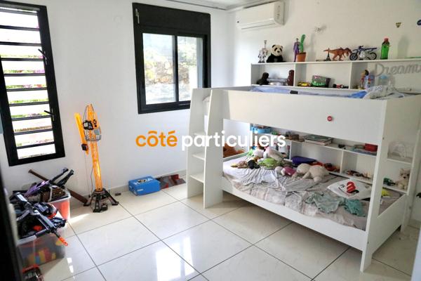 Vente Maison200,45 m² - 6 Pièces - SAINT GILLES LES BAINS (97434)