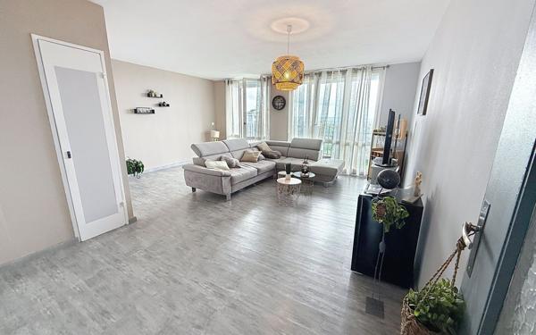 Appartement à vendre    5 pièces • 90 m2 Pau