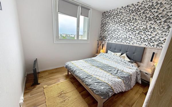 Appartement à vendre    5 pièces • 90 m2 Pau